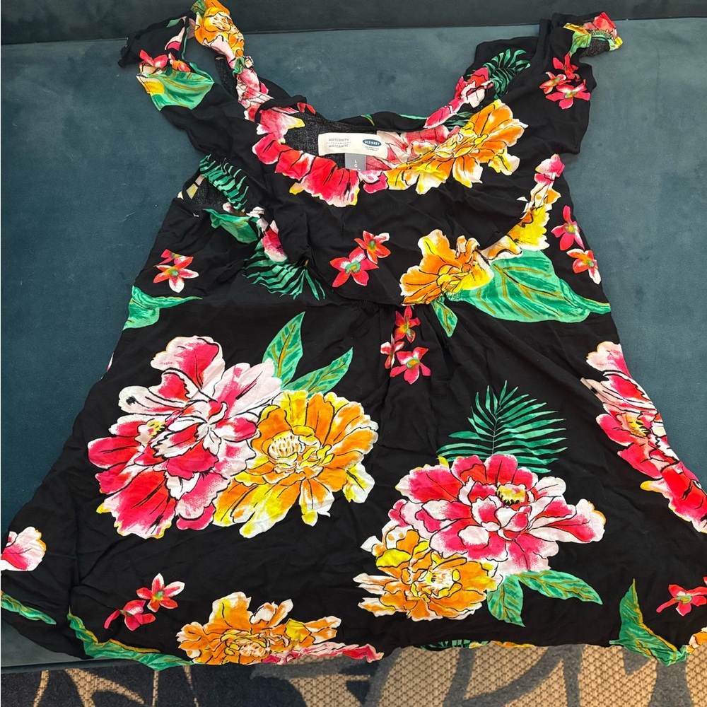 11 piece maternity wardrobe! Size L/31.  Gap, Pea in the Pod, Motherhood, etc